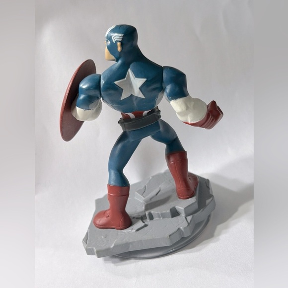 Disney Infinity 2.0 -  Captain America 🇺🇸 Buy 4 $14 Figures Get TWO $14s FREE - Picture 2 of 4